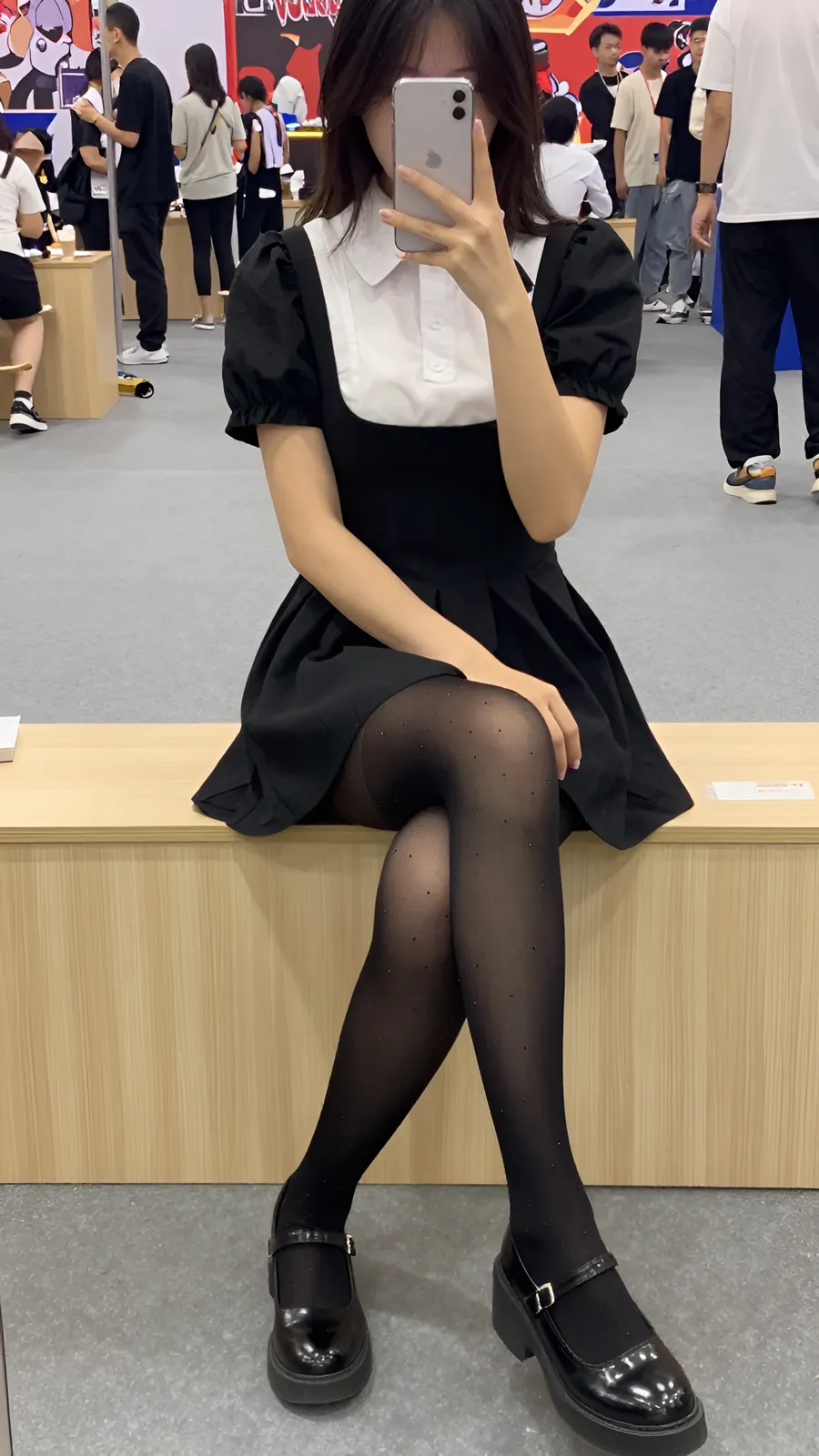HL-000013 · Cosplay archive visual reference
