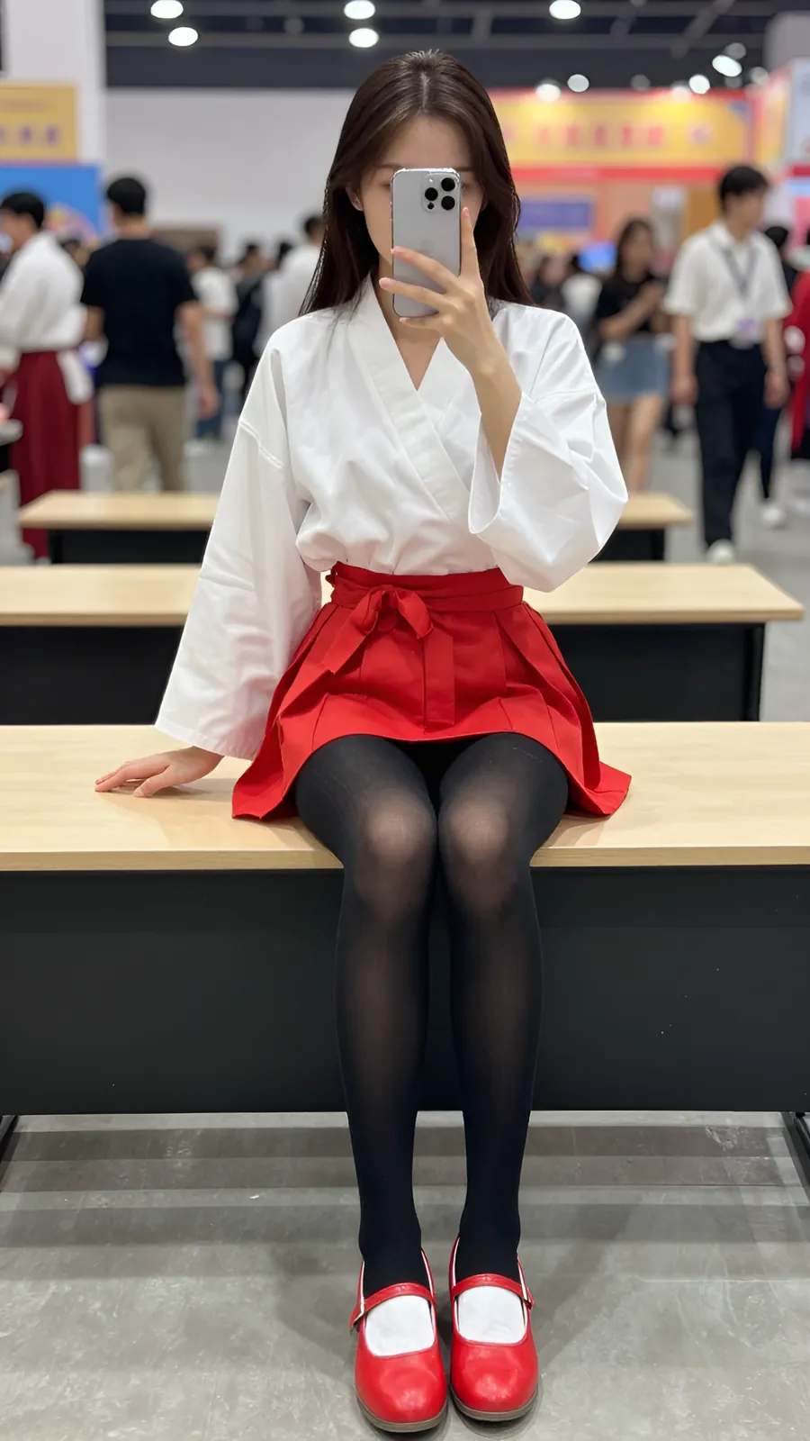 HL-000041 · Cosplay archive visual reference