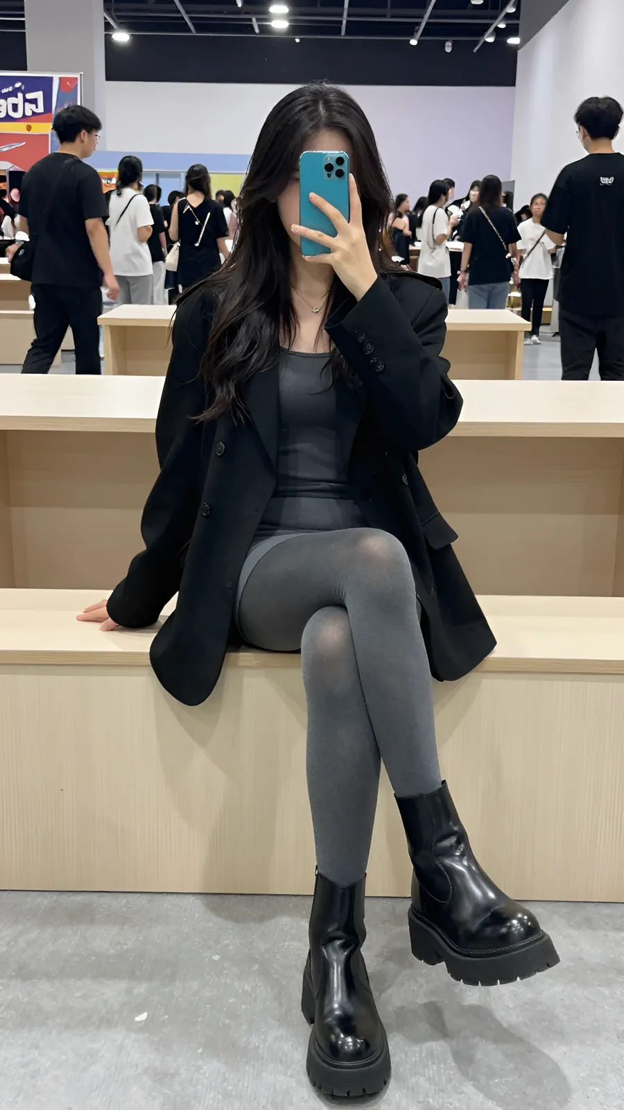 HL-000090 · Cosplay archive visual reference
