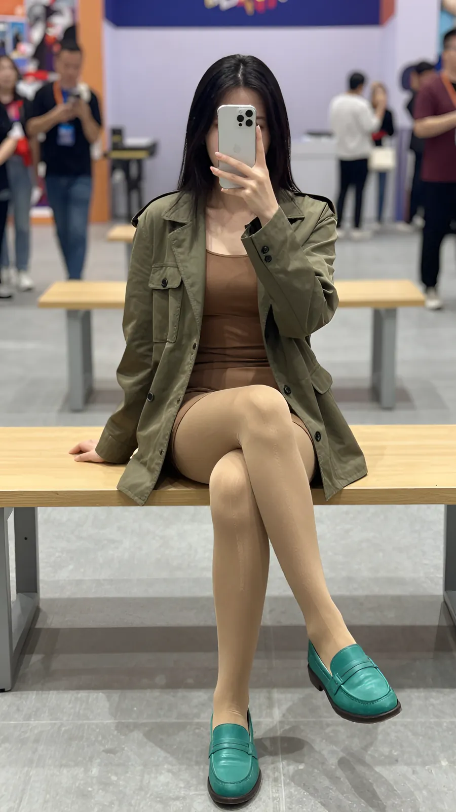 HL-000128 · Cosplay archive visual reference