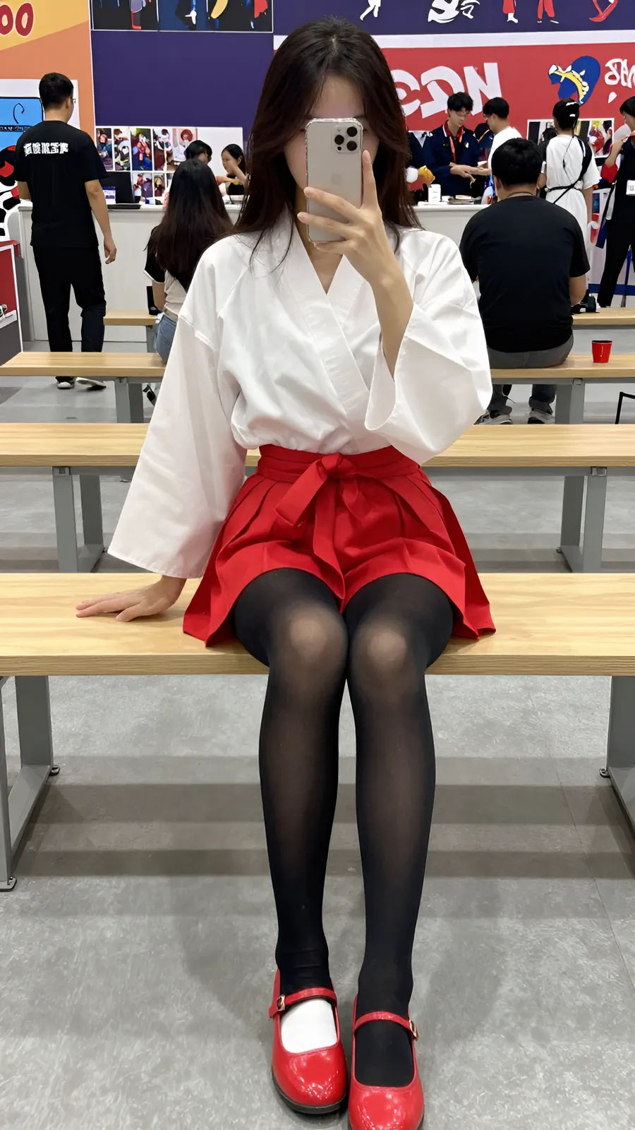 HL-000161 · Cosplay archive visual reference