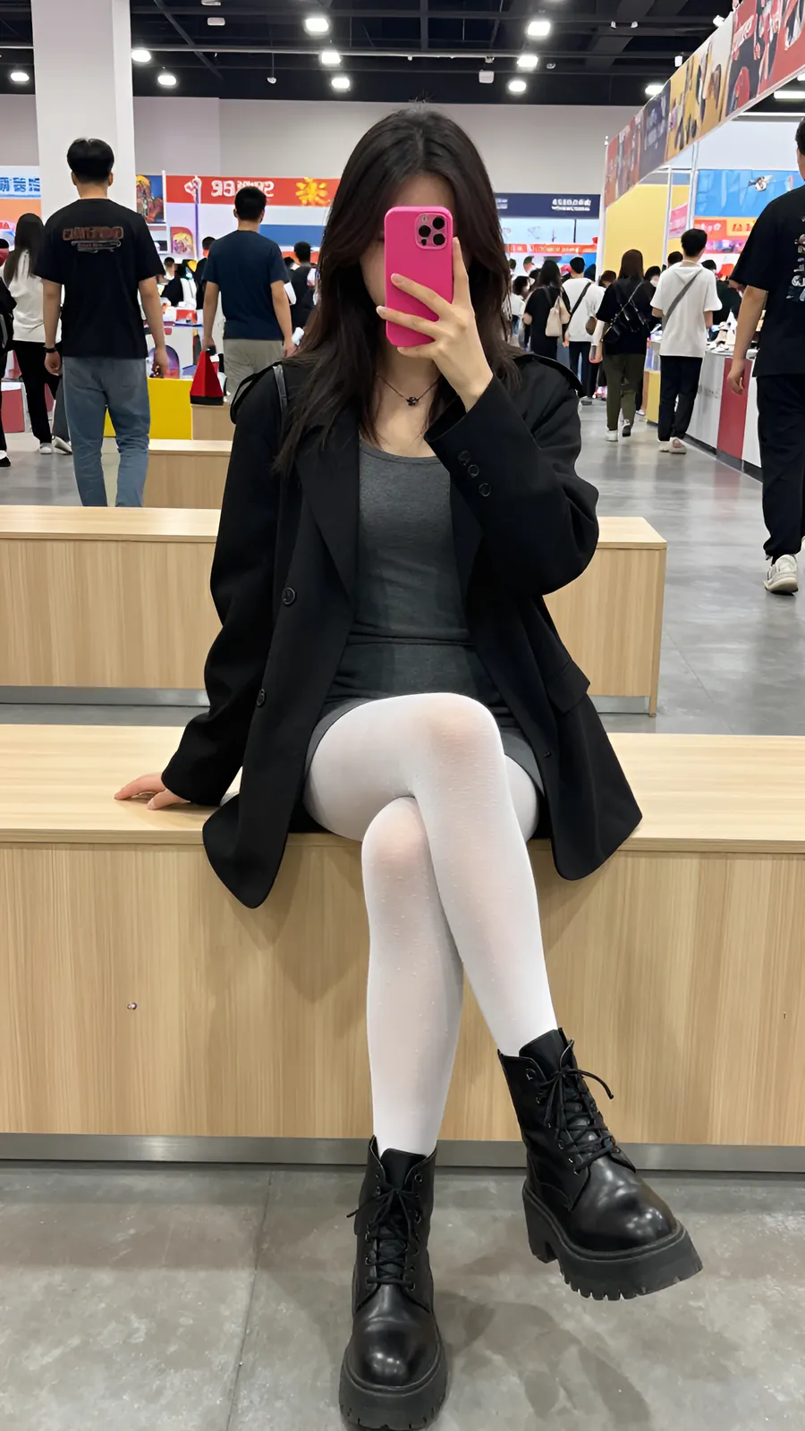 HL-000162 · Cosplay archive visual reference