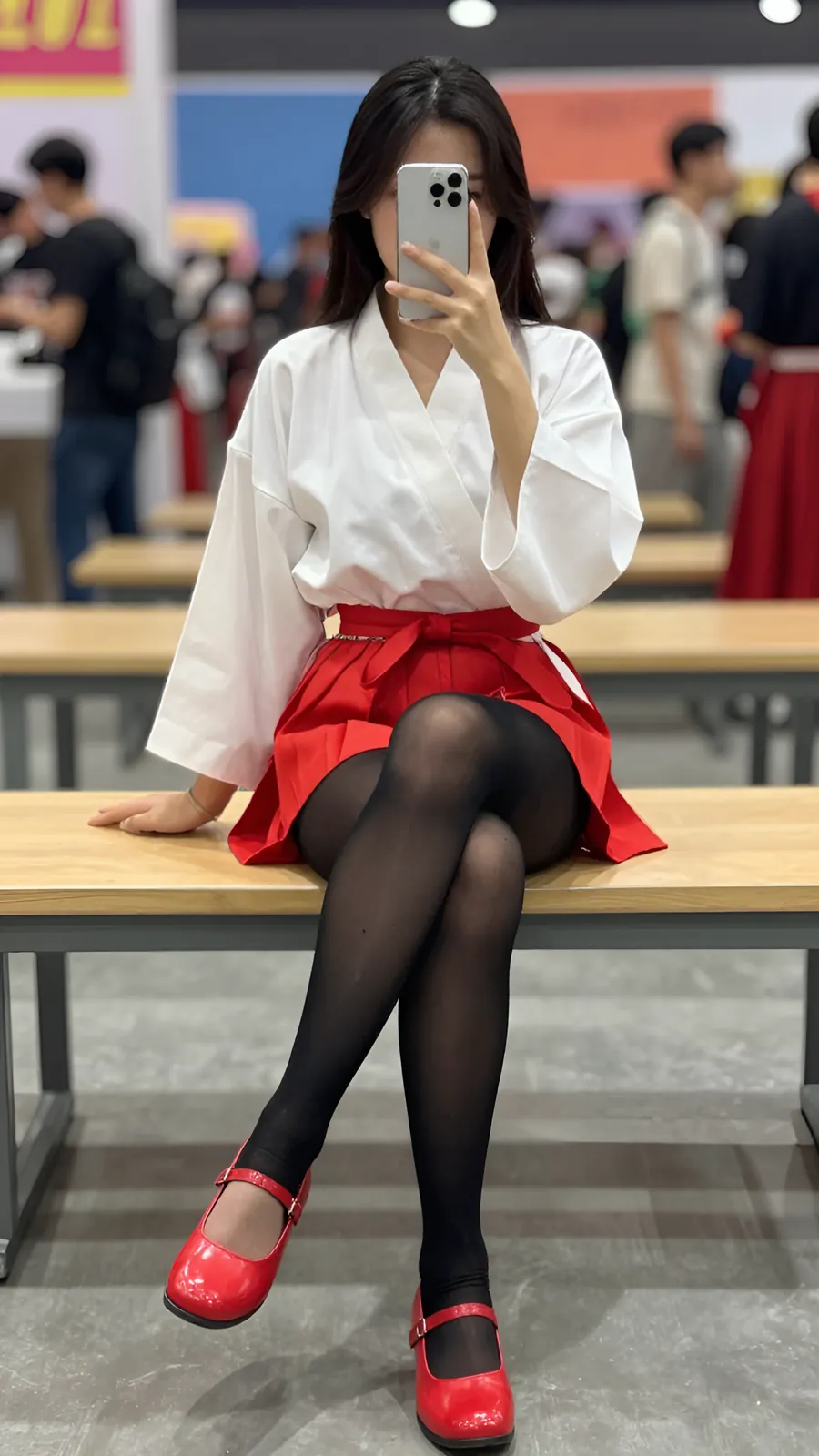 HL-000221 · 巫女白衣红袴短裙 visual reference