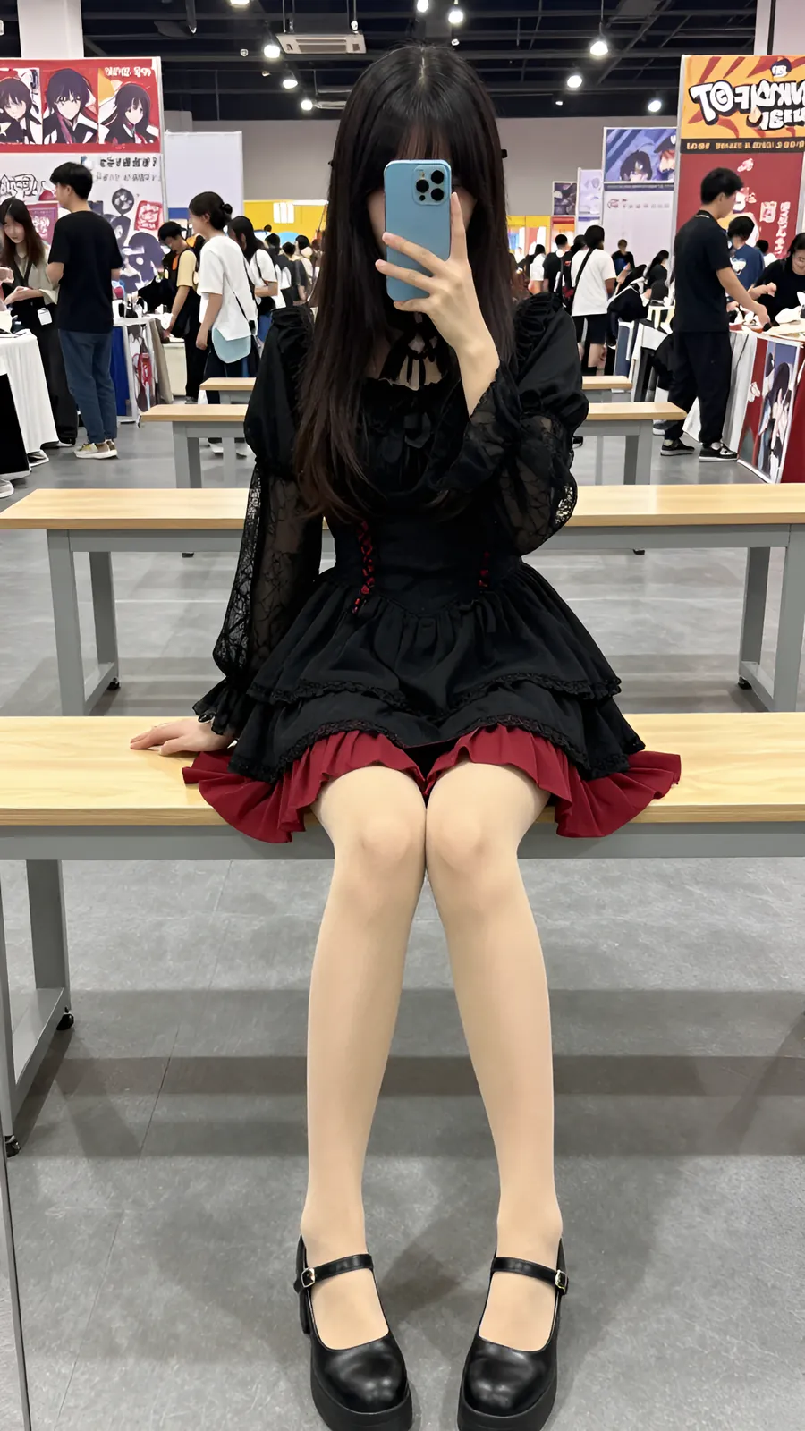 HL-000255 · 哥特萝莉蕾丝上衣酒红裙 visual reference