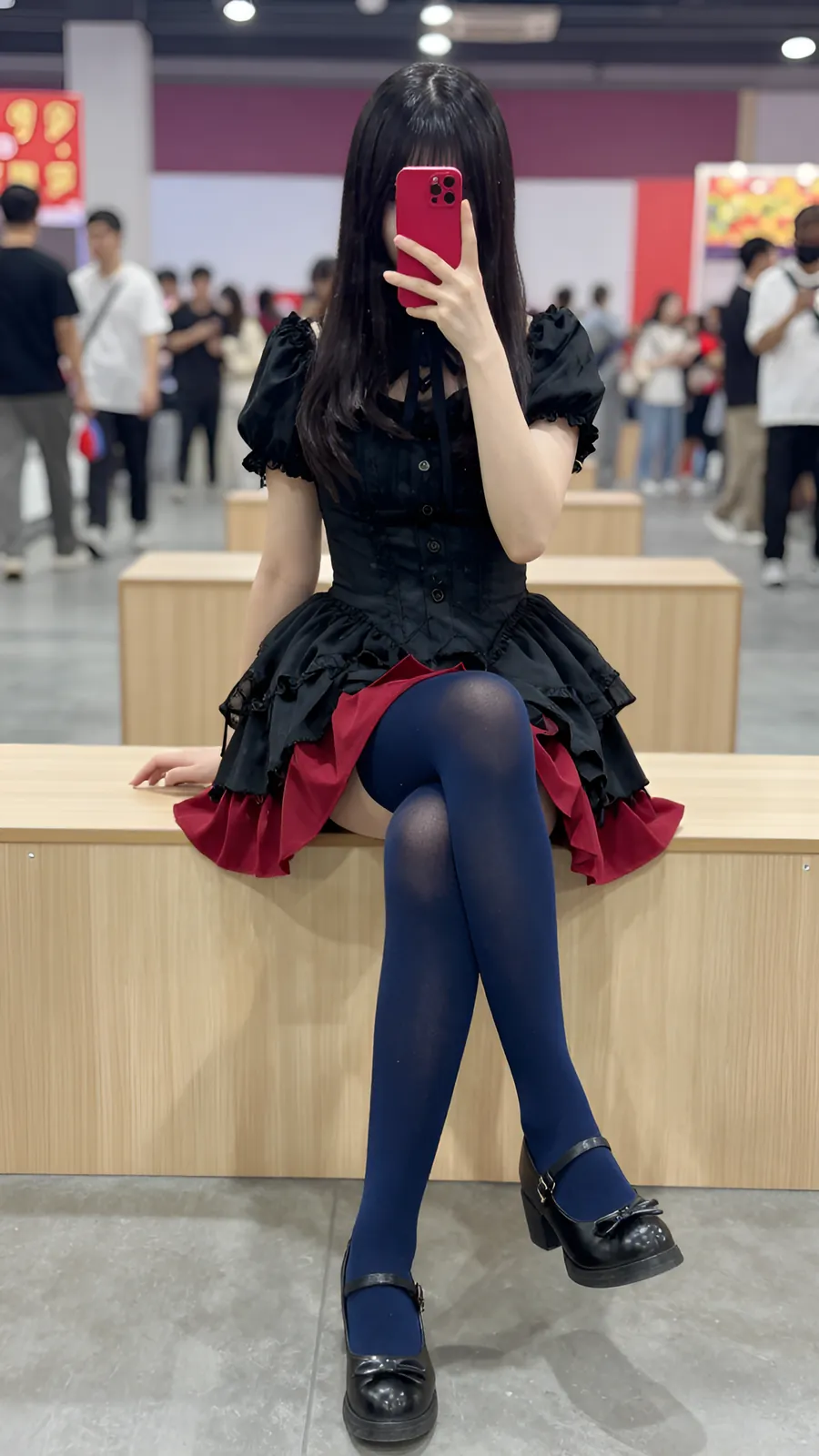 HL-000267 · 哥特萝莉蕾丝上衣酒红裙 visual reference