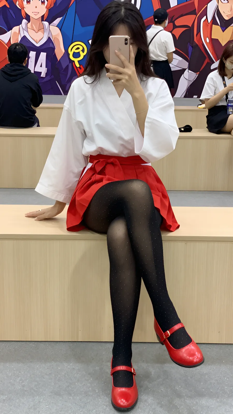 HL-000293 · 巫女白衣红袴短裙 visual reference