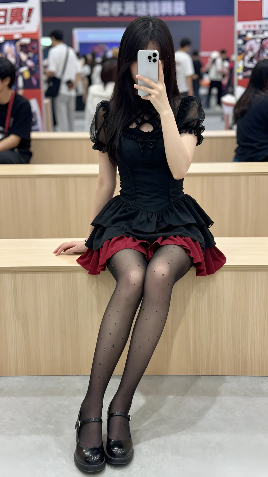 HL-000363 · 哥特萝莉蕾丝上衣酒红裙 visual reference