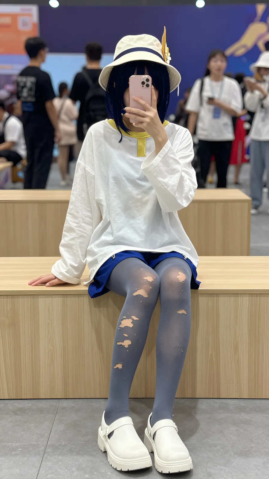 HL-A000062 · Cosplay archive visual reference