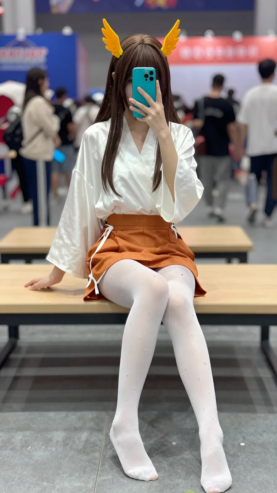 HL-A000085 · Cosplay archive visual reference