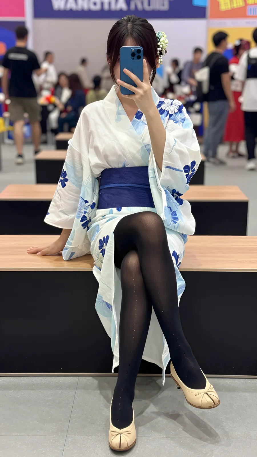 HL-A000095 · Cosplay archive visual reference
