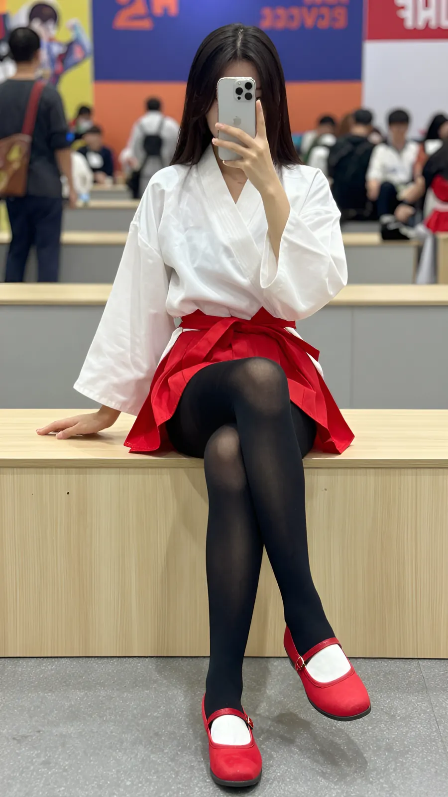 HL-A000101 · Cosplay archive visual reference
