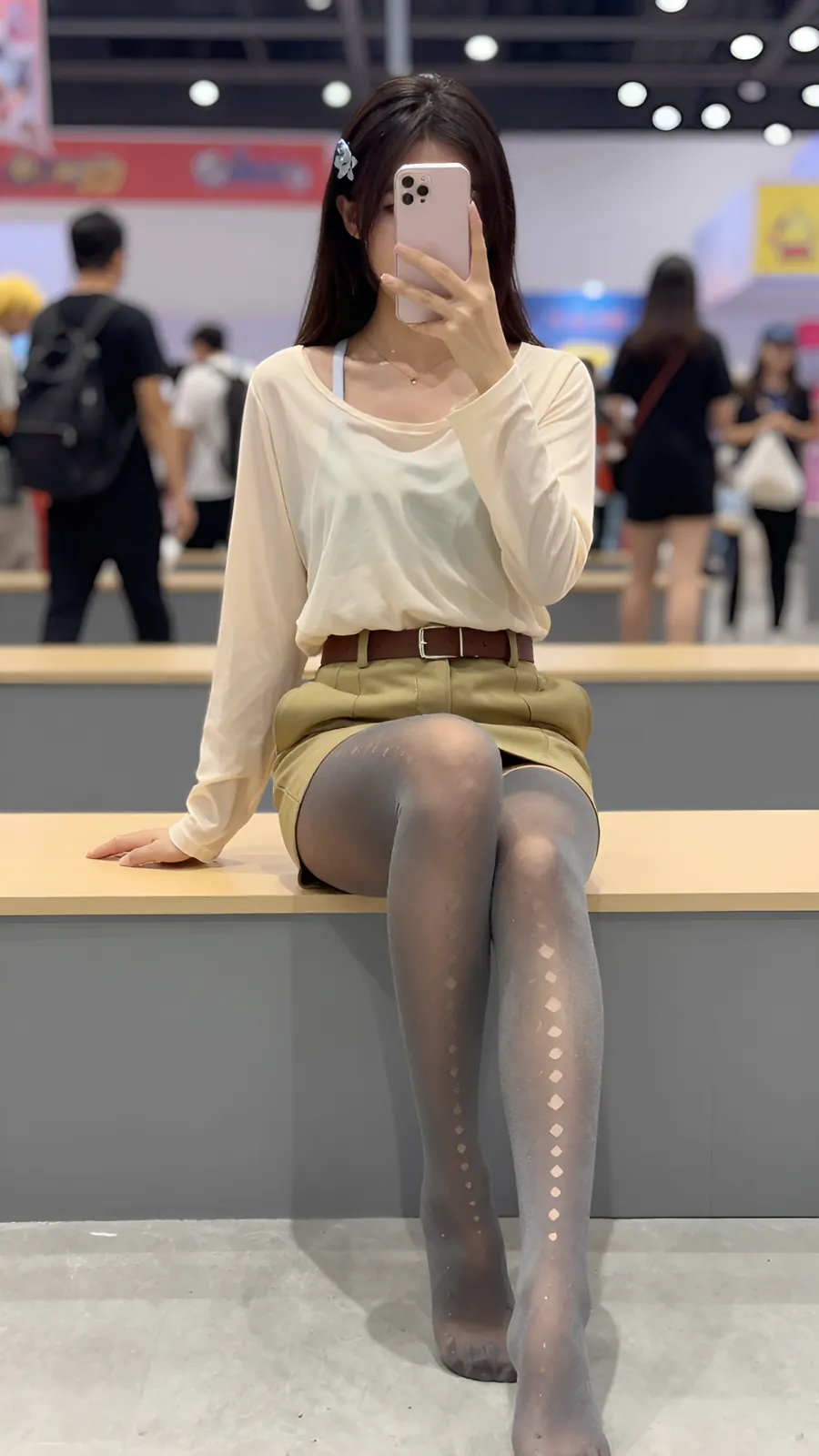 HL-A000122 · Cosplay archive visual reference