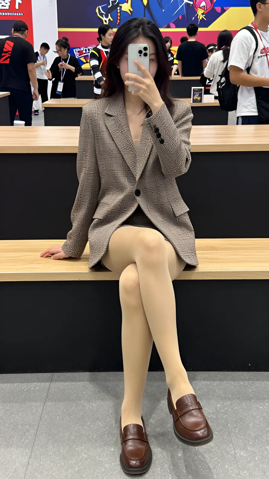 HL-A000144 · Cosplay archive visual reference