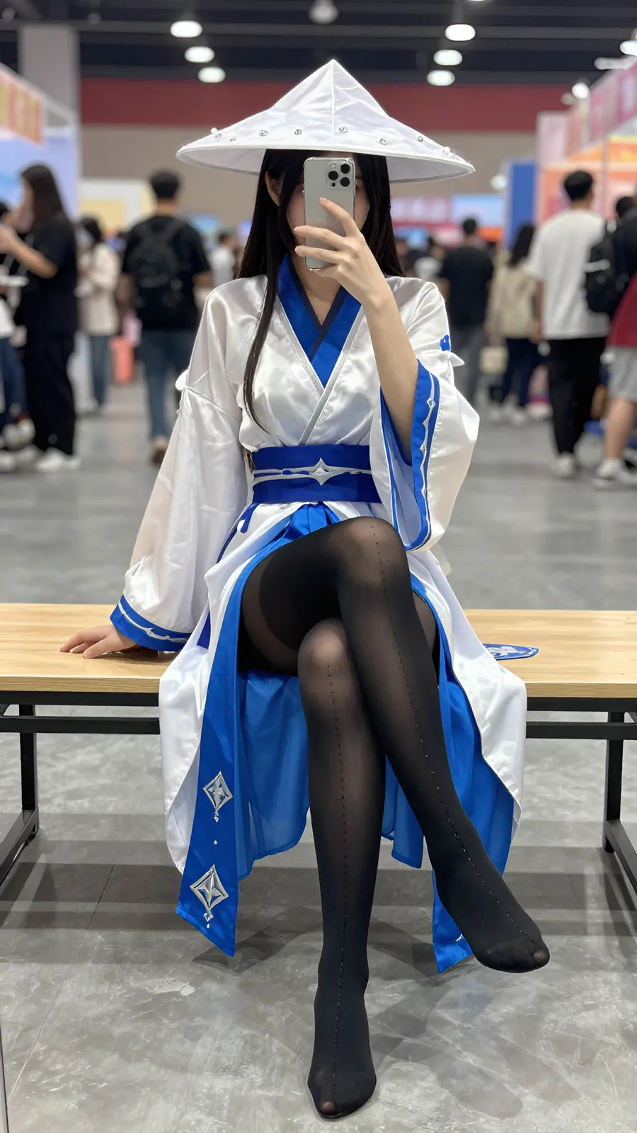 HL-A000199 · Cosplay archive visual reference