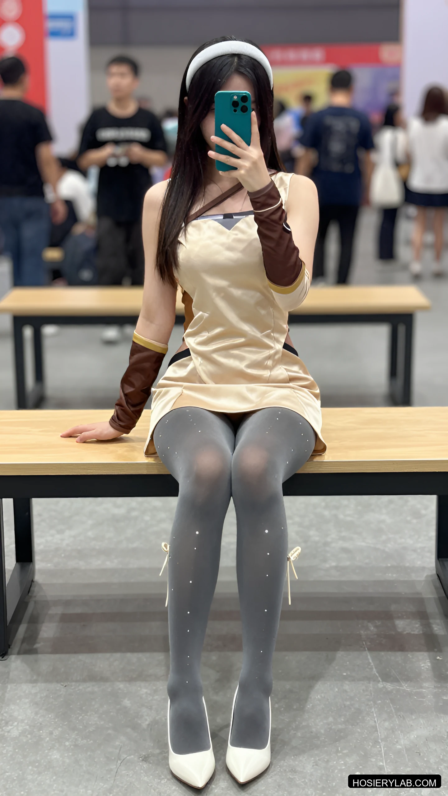 后缝线 缎光 15D 炭灰 大腿袜 visual reference