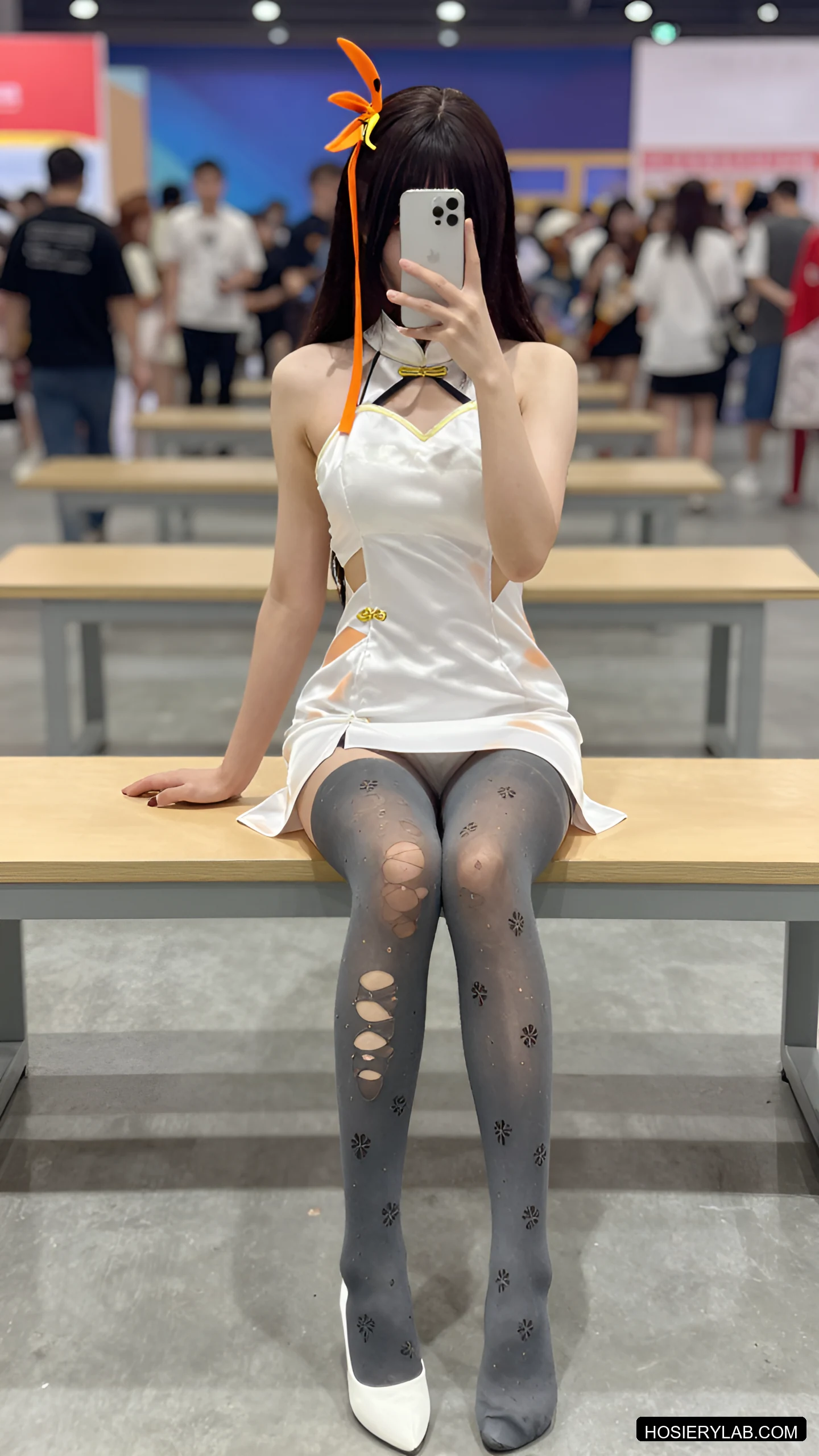缎光 薄透 30D 炭灰 连裤袜 visual reference