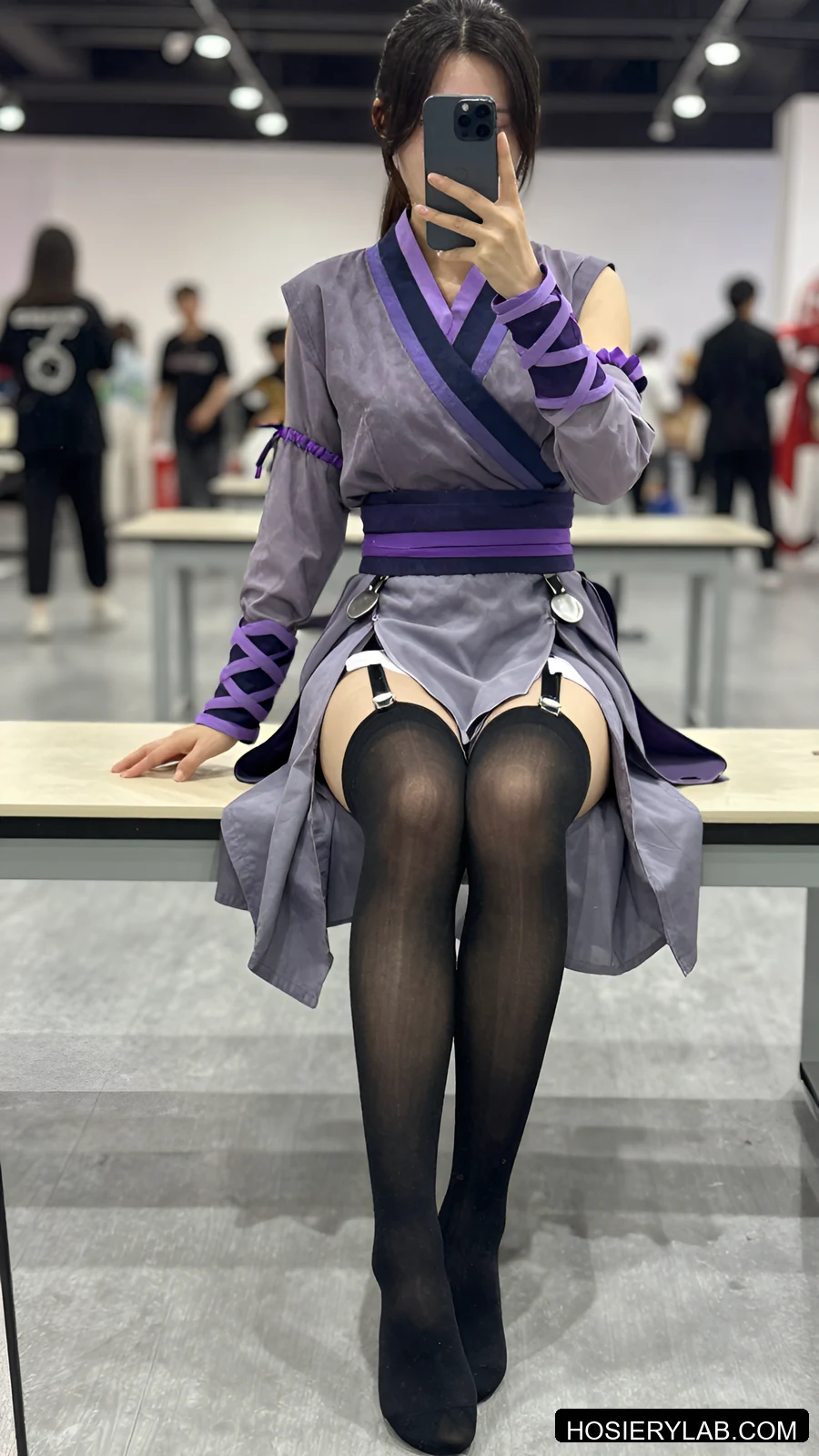 mock suspender panel 5D 纯黑 大腿高长筒袜 视觉参考