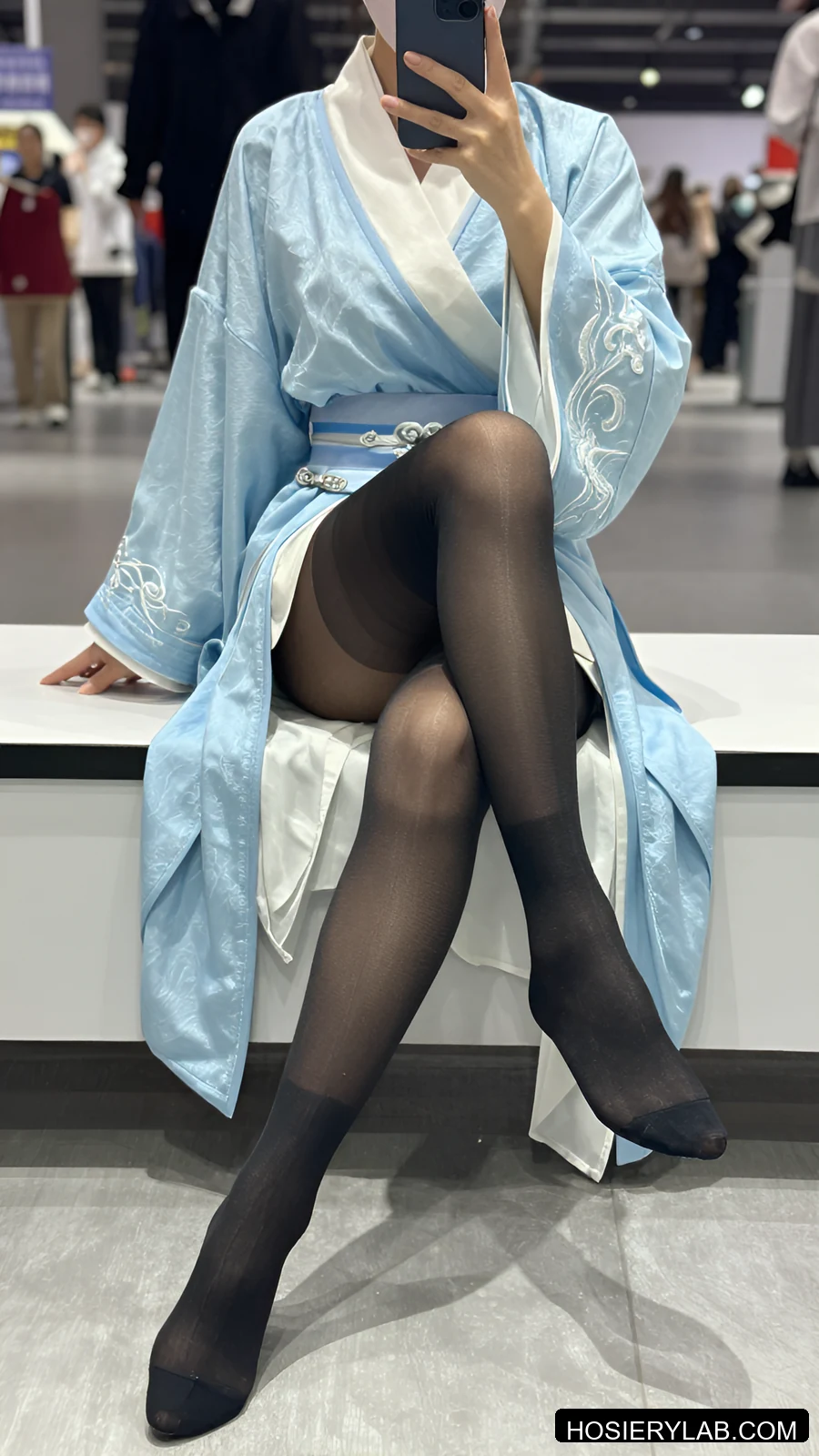 split-color side panel 5D 纯黑 连裤袜 视觉参考