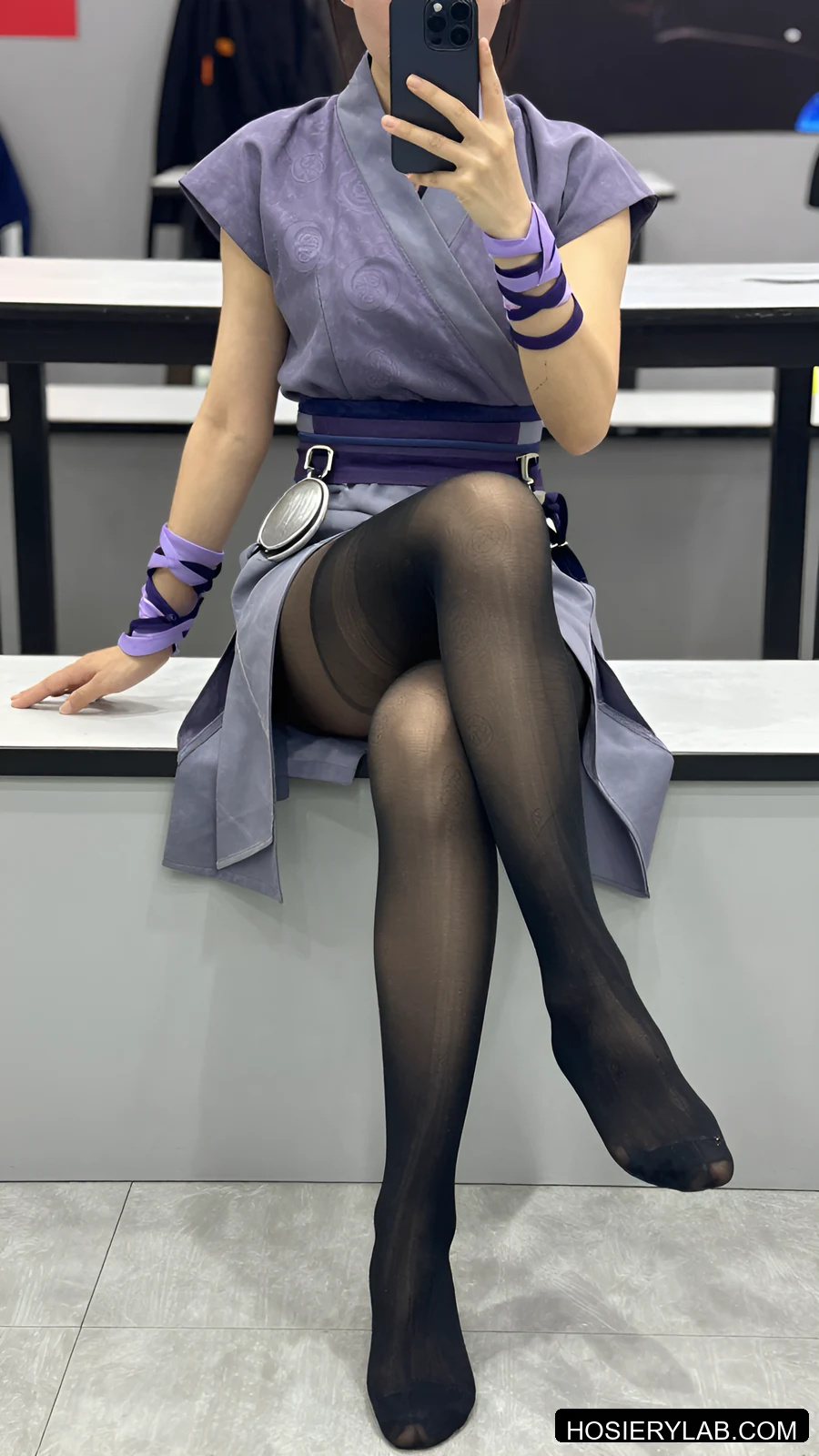 embroidered-look motif 5D 纯黑 连裤袜 视觉参考